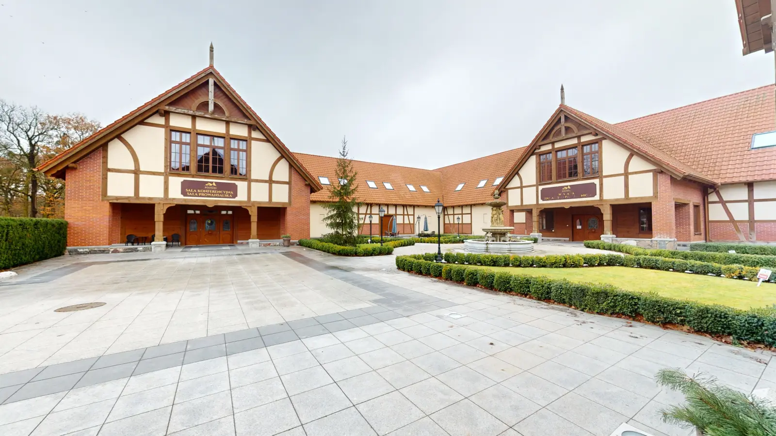 Palac Poledno Hotel Restauracja 1